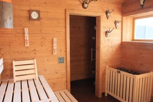 thumbnail: Sauna