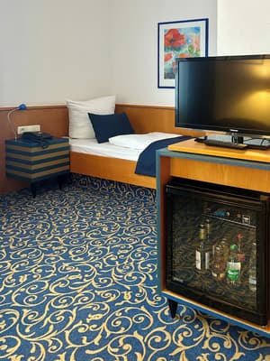 thumbnail: Room