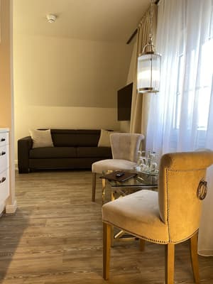 thumbnail: Living area
