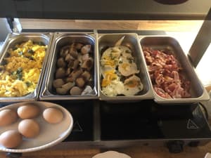 thumbnail: Restaurant