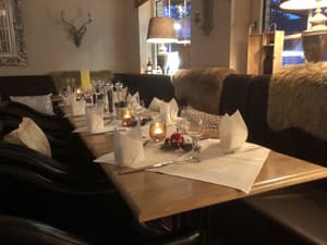 thumbnail: Restaurant