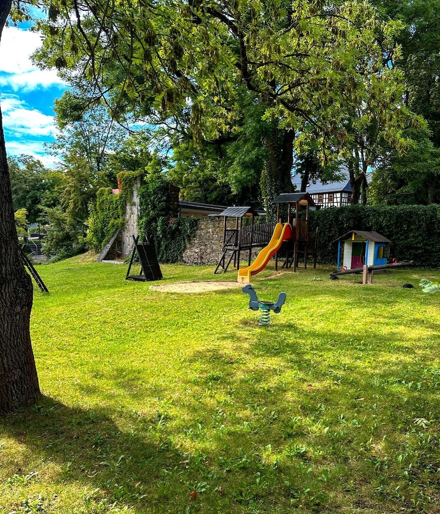Children's play area - outdoor