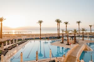 thumbnail: Outdoor pool