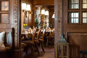 thumbnail: Restaurant
