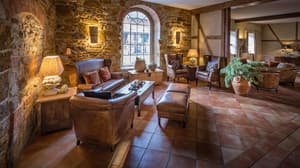 thumbnail: Interior