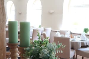 thumbnail: Breakfast area