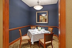 thumbnail: Restaurant
