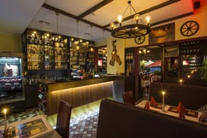thumbnail: Restaurant