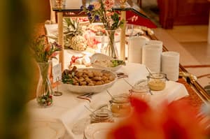 thumbnail: Restaurant