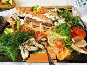thumbnail: Restaurant