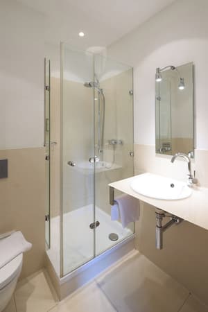 thumbnail: Bathroom