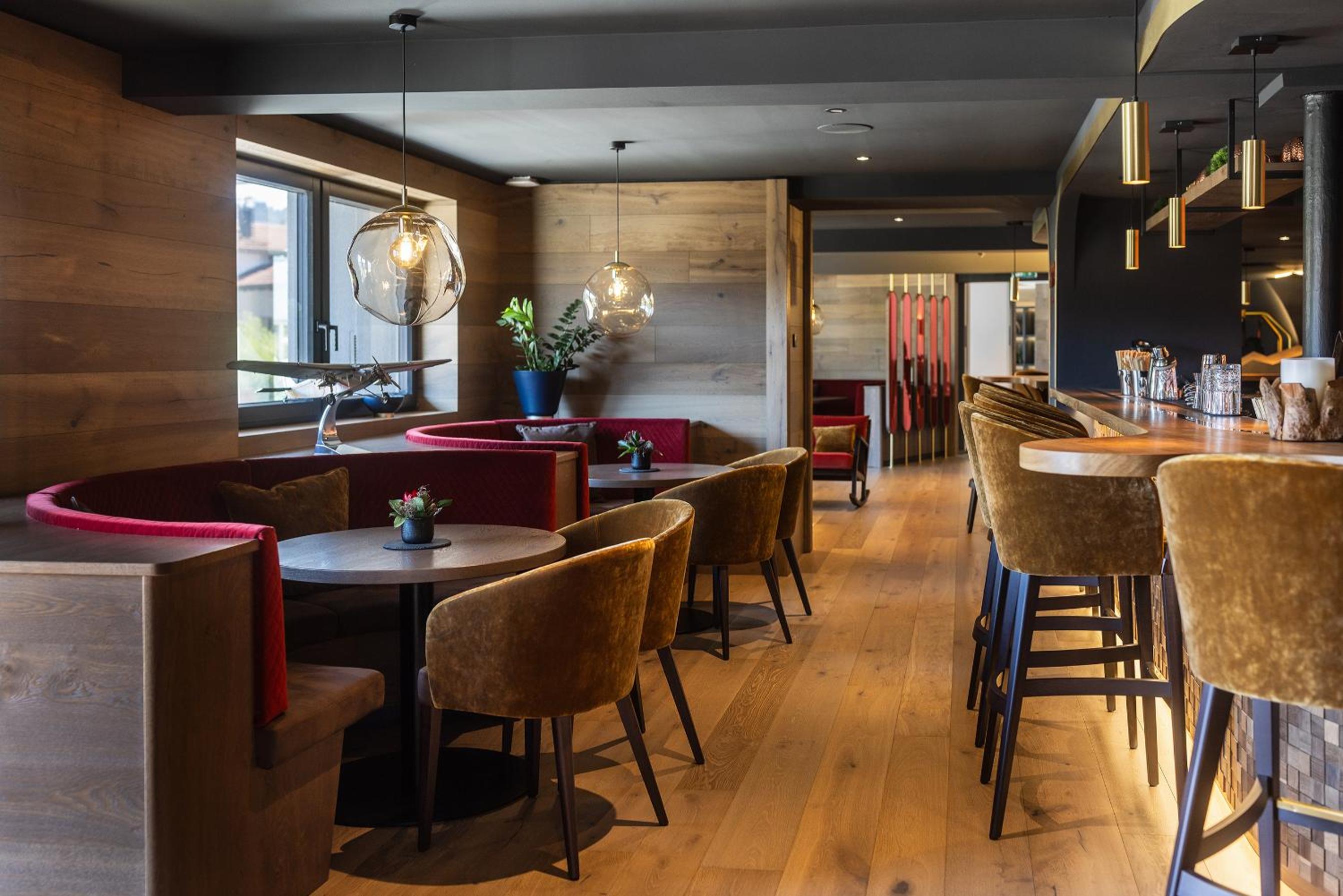 Restaurant-cafeteria