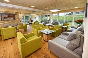 thumbnail: Lobby sitting area