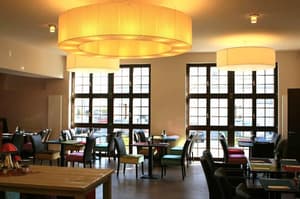 thumbnail: Restaurant