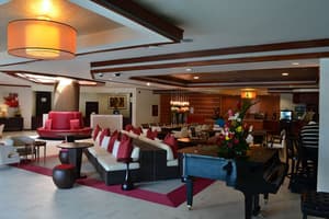 thumbnail: Lounge