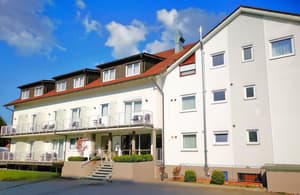 thumbnail: Front of property