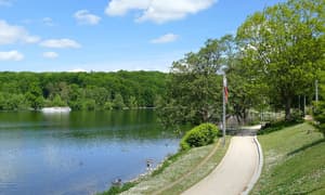 thumbnail: Exterior