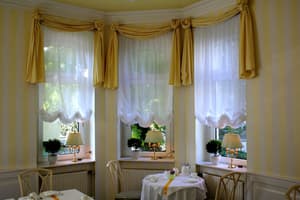 thumbnail: Breakfast area