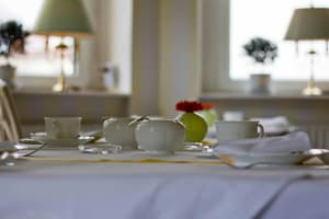 thumbnail: Dining