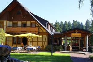 thumbnail: Front of property