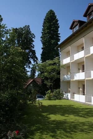 thumbnail: Exterior