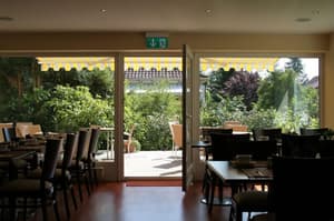 thumbnail: Breakfast area