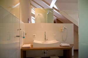 thumbnail: Bathroom sink