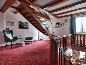 thumbnail: Interior