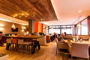 thumbnail: Restaurant