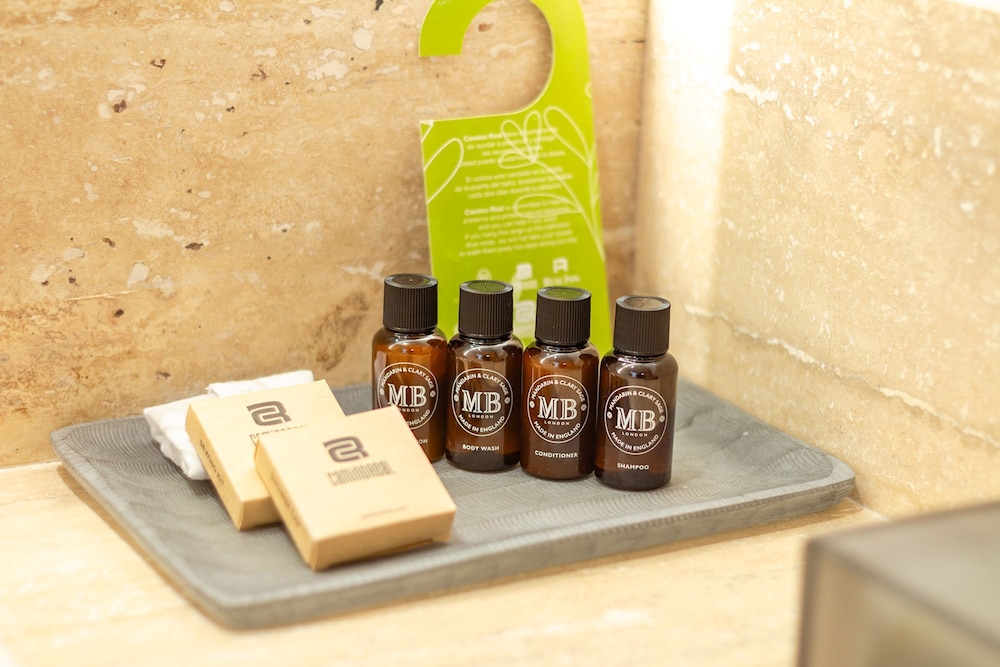Bathroom amenities