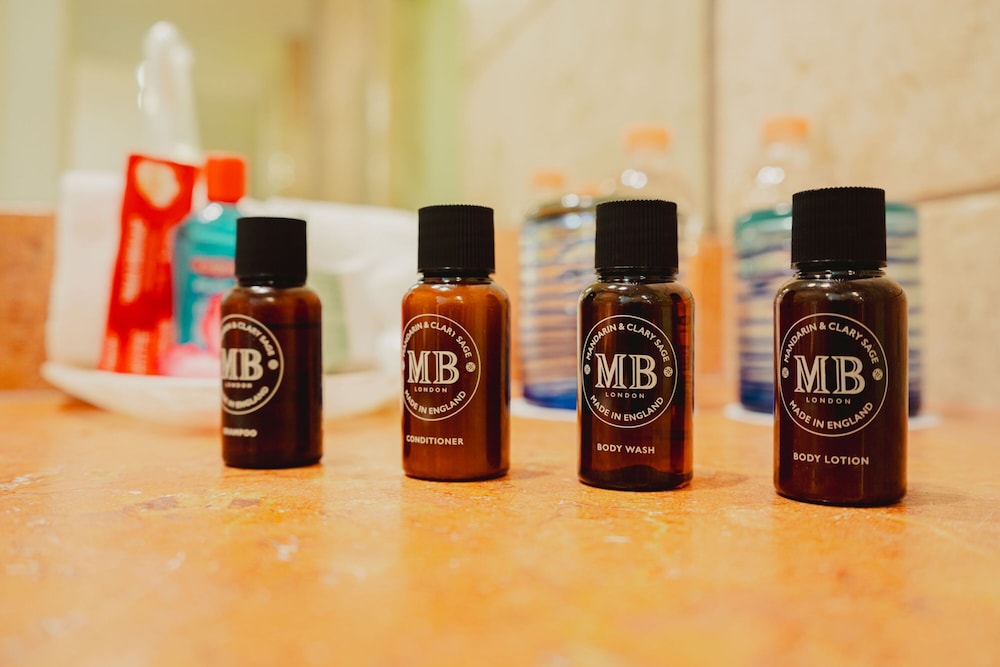 Bathroom amenities