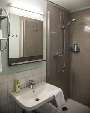 thumbnail: Bathroom
