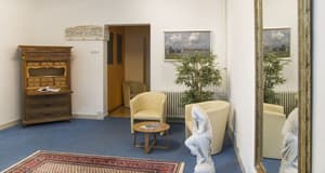 thumbnail: Interior detail