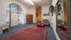 thumbnail: Interior