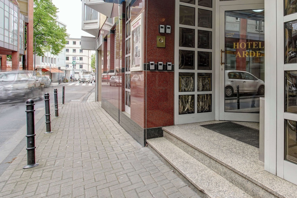 Primary image