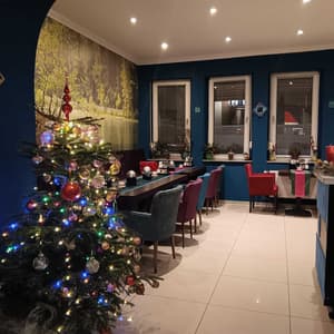 thumbnail: In-room dining