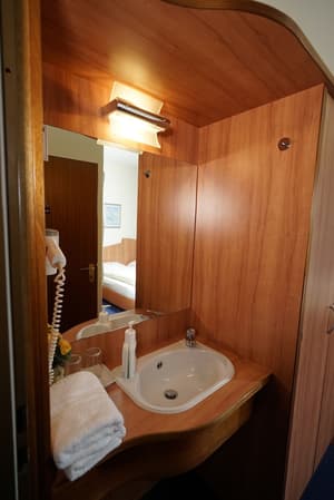 thumbnail: Bathroom