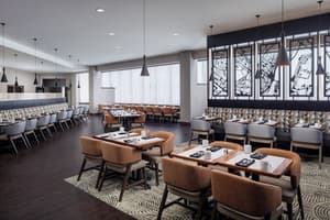thumbnail: Restaurant