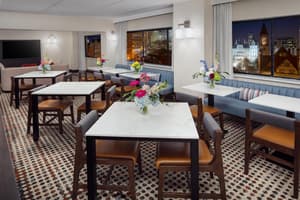 thumbnail: Executive lounge