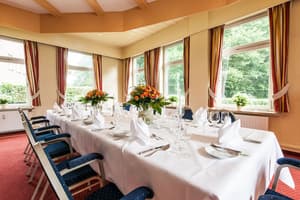 thumbnail: Banquet hall