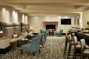 thumbnail: Bar (on property)