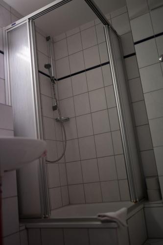 342699940.jpg