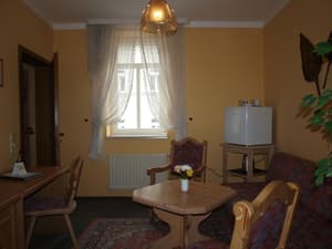 thumbnail: Living room