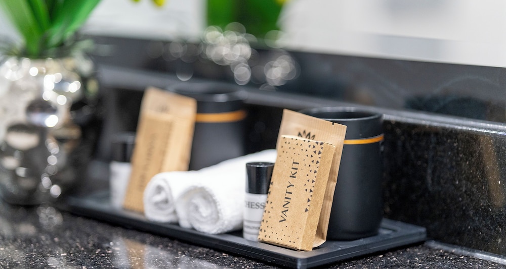 Bathroom amenities