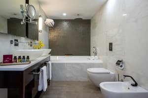 thumbnail: Bathroom