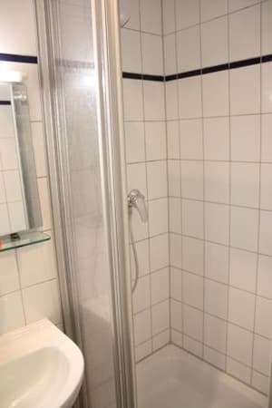 thumbnail: 25648390.jpg