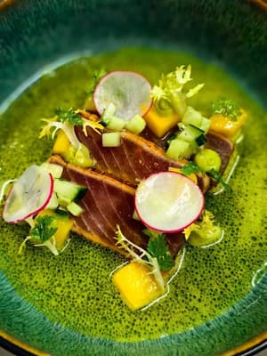 thumbnail: Restaurant