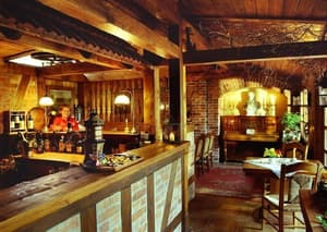 thumbnail: Bar (on property)