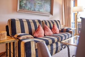 thumbnail: Living area