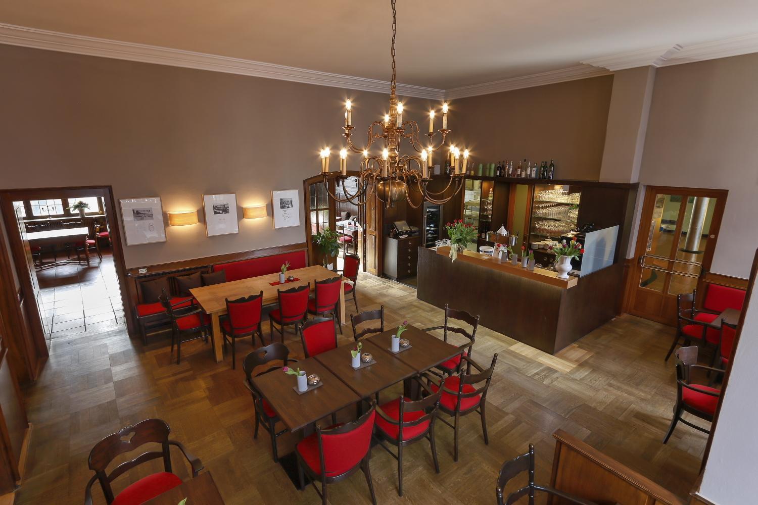 Restaurant-cafeteria